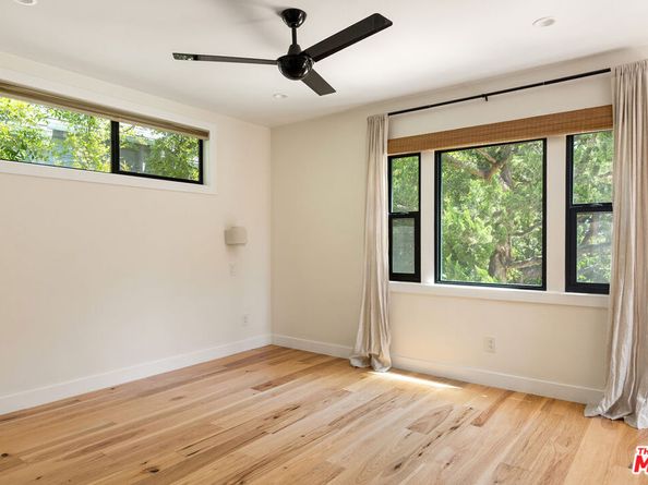 956 Parkman Street, Altadena CA 91001