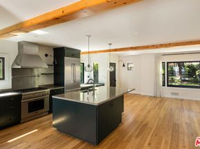 956 Parkman Street, Altadena CA 91001