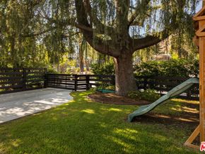 956 Parkman Street, Altadena CA 91001