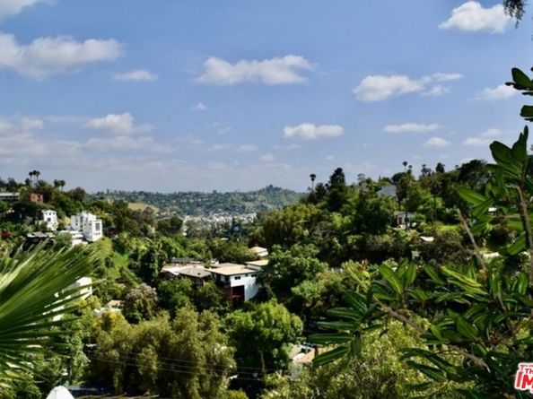 627 Dimmick Drive, Los Angeles CA 90065