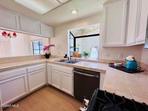 5714 Skyview Way E, Agoura Hills CA 91301