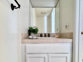 5714 Skyview Way E, Agoura Hills CA 91301