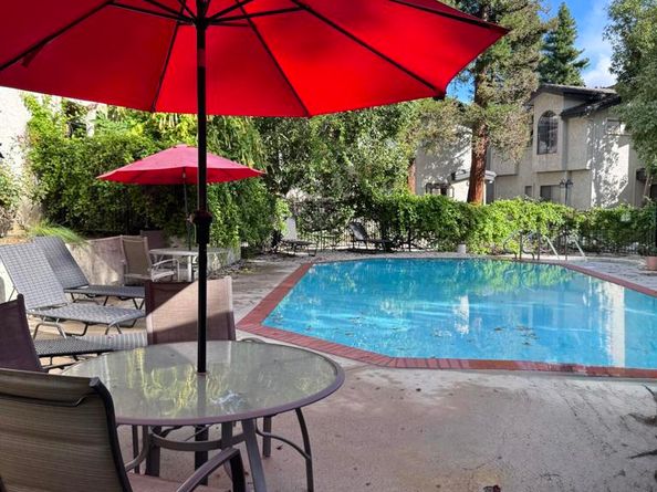 5714 Skyview Way E, Agoura Hills CA 91301