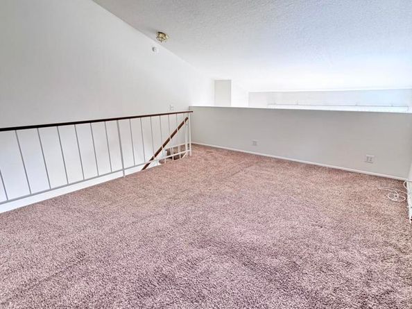 5714 Skyview Way E, Agoura Hills CA 91301