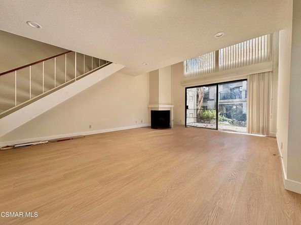 5714 Skyview Way E, Agoura Hills CA 91301