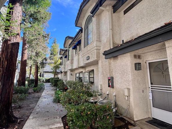 5714 Skyview Way E, Agoura Hills CA 91301