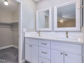 6058 Hedgewall Drive, Westlake Village CA 91362