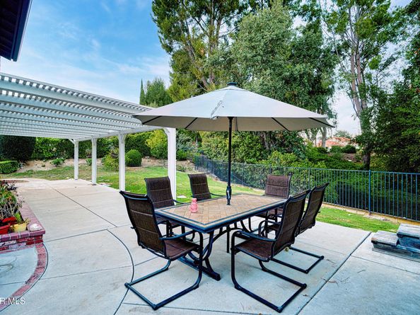6058 Hedgewall Drive, Westlake Village CA 91362