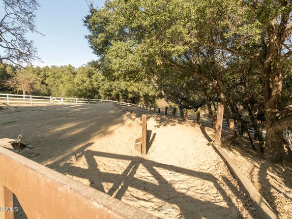 5734 Fairview Place, Agoura Hills CA 91301