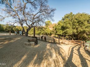 5734 Fairview Place, Agoura Hills CA 91301