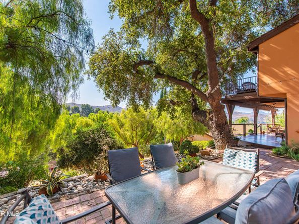 5734 Fairview Place, Agoura Hills CA 91301