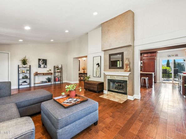 5734 Fairview Place, Agoura Hills CA 91301