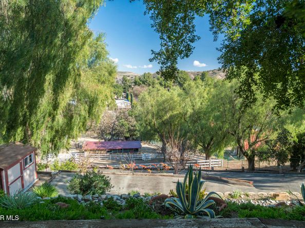 5734 Fairview Place, Agoura Hills CA 91301