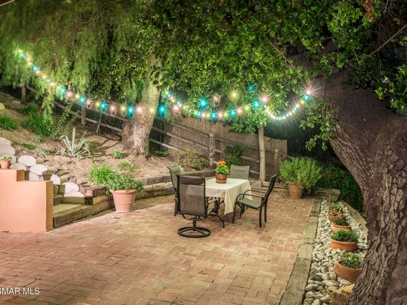 5734 Fairview Place, Agoura Hills CA 91301