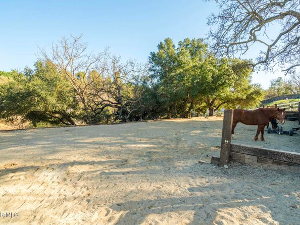 5734 Fairview Place, Agoura Hills CA 91301