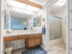 5704 Skyview Way E, Agoura Hills CA 91301