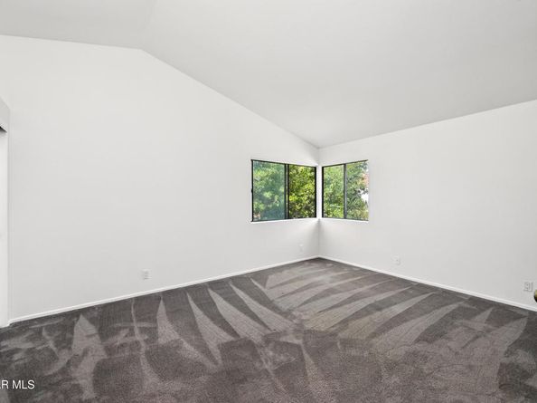 26933 Lost Oak Court, Calabasas CA 91301