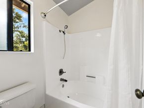 26933 Lost Oak Court, Calabasas CA 91301
