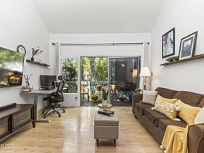 5700 Etiwanda Avenue 248, Tarzana CA 91356