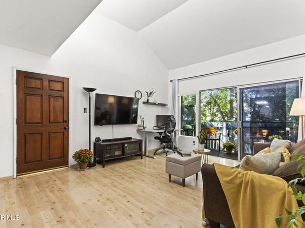 5700 Etiwanda Avenue 248, Tarzana CA 91356