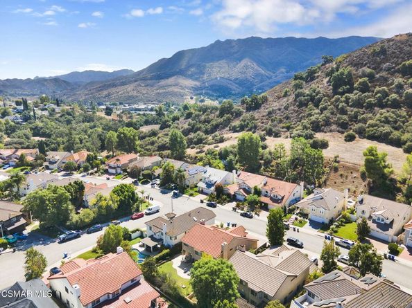 5656 Walnut Ridge Drive, Agoura Hills CA 91301