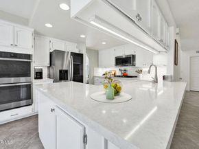 5656 Walnut Ridge Drive, Agoura Hills CA 91301