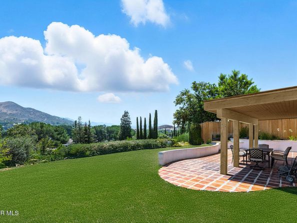 30670 Passageway Place, Agoura Hills CA 91301