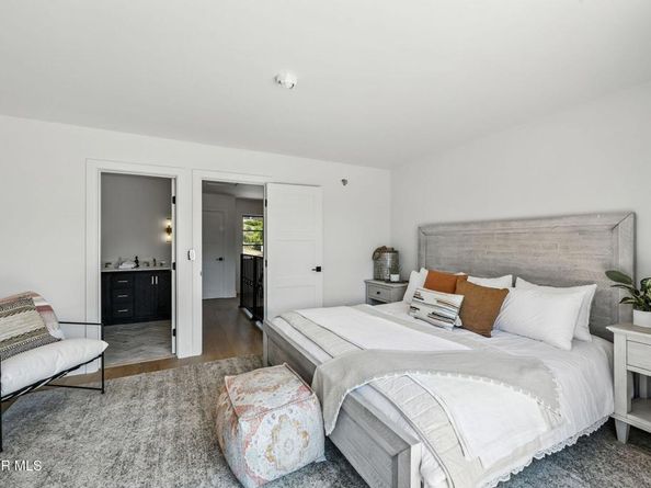 30670 Passageway Place, Agoura Hills CA 91301