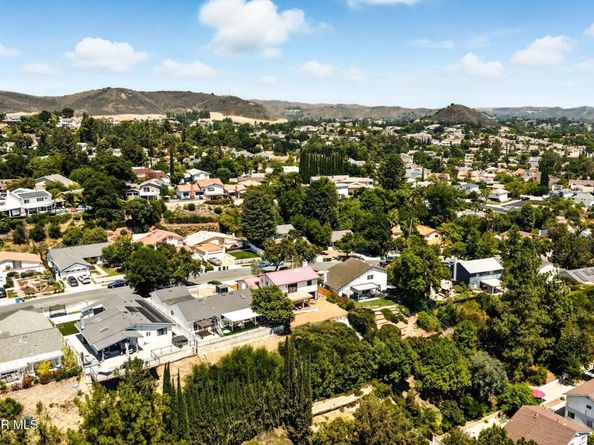 30670 Passageway Place, Agoura Hills CA 91301