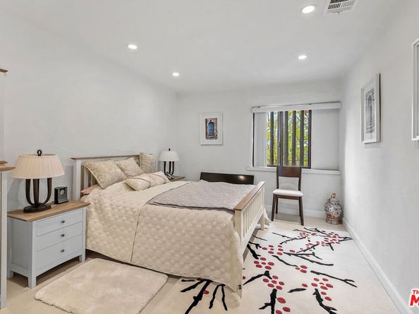 2131 Century Woods Way, Los Angeles CA 90067
