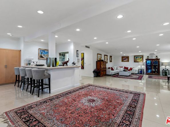 2131 Century Woods Way, Los Angeles CA 90067