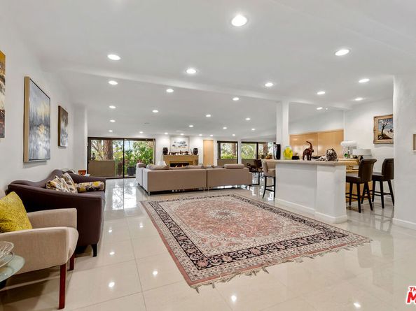 2131 Century Woods Way, Los Angeles CA 90067