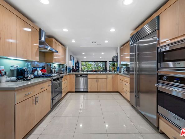 2131 Century Woods Way, Los Angeles CA 90067