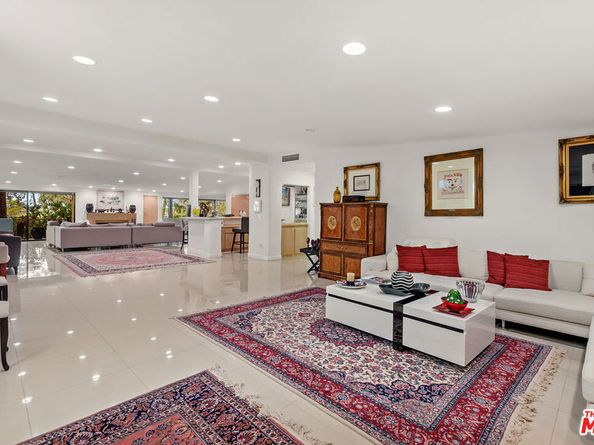 2131 Century Woods Way, Los Angeles CA 90067
