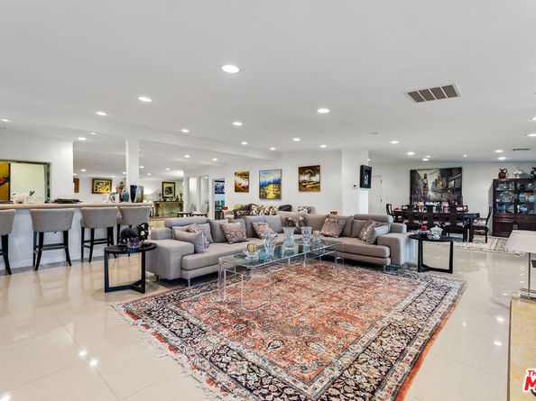 2131 Century Woods Way, Los Angeles CA 90067