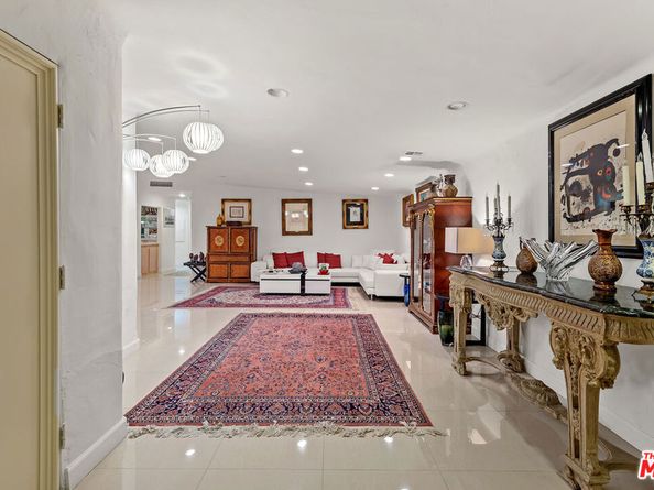2131 Century Woods Way, Los Angeles CA 90067