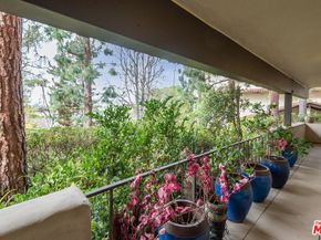 2131 Century Woods Way, Los Angeles CA 90067