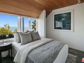 255 Trino Way, Pacific Palisades CA 90272