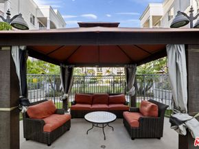 3740 Santa Rosalia Drive 212, Los Angeles CA 90008