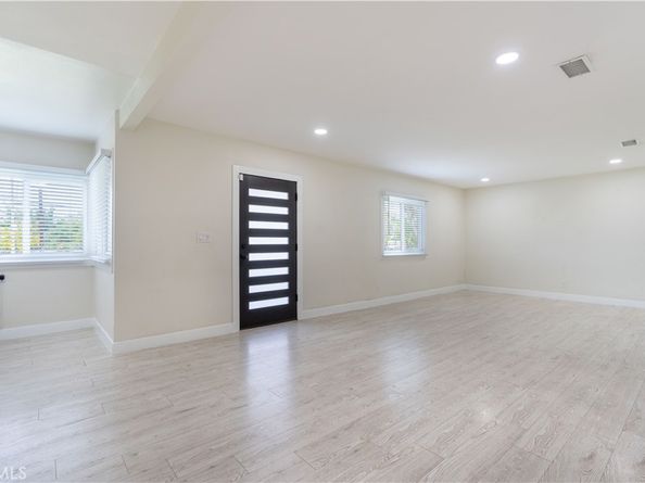 1142 Indian Hill Boulevard, Pomona CA 91767