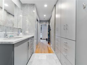 645 W 9th Street 703, Los Angeles CA 90015