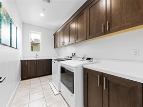 27 Alessio, Lake Forest CA 92630