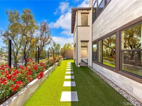 27 Alessio, Lake Forest CA 92630