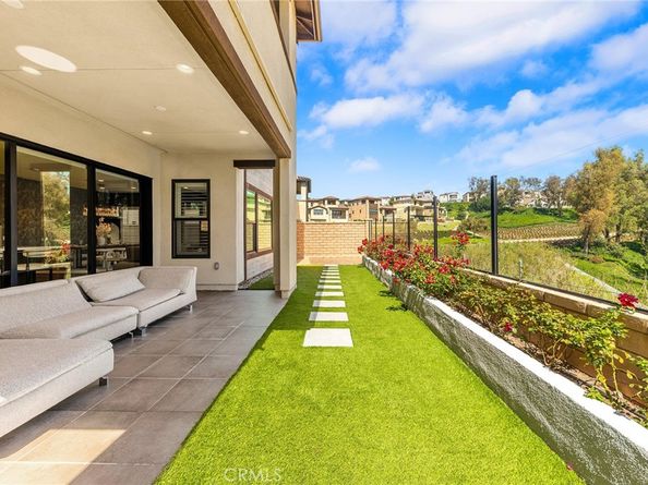 27 Alessio, Lake Forest CA 92630