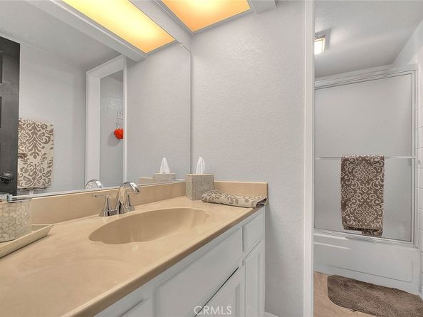 401 Corte Rojo, Upland CA 91786