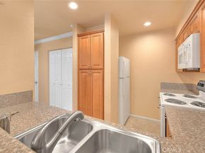 10655 Lemon Avenue 4004, Rancho Cucamonga CA 91737