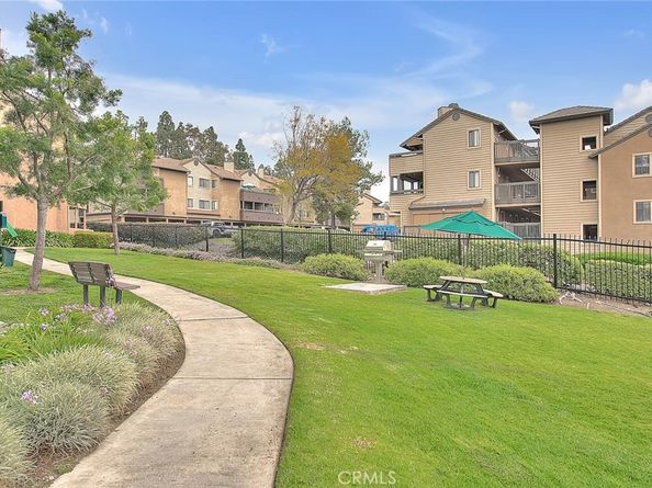 10655 Lemon Avenue 4004, Rancho Cucamonga CA 91737