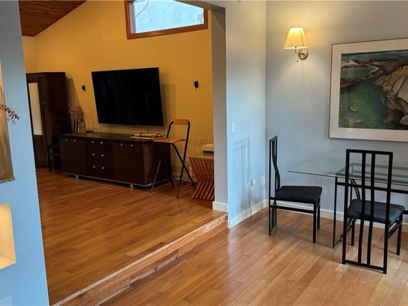 2117 Colby Avenue, West Los Angeles CA 90025