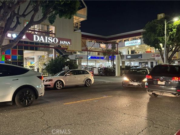 2117 Colby Avenue, West Los Angeles CA 90025