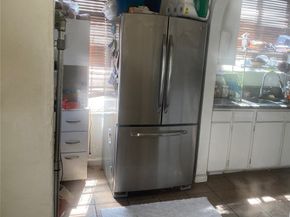 8725 S Denker, Los Angeles CA 90047